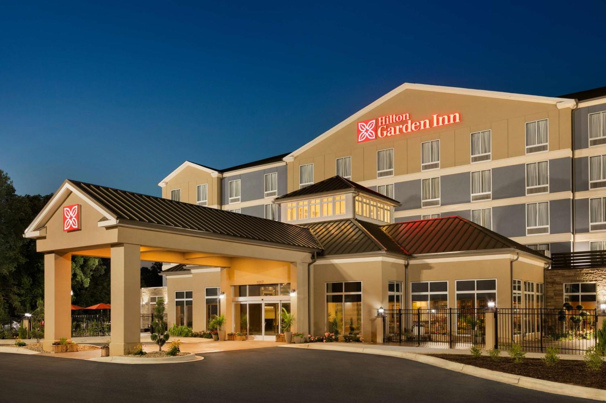 Hilton Garden Inn Statesville Eksteriør bilde