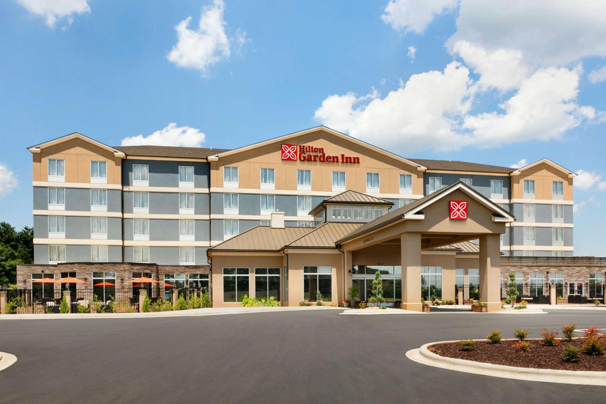 Hilton Garden Inn Statesville Eksteriør bilde